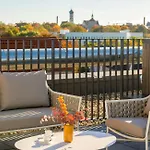 Leonardo Hotel 4*