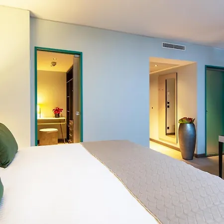 Leonardo Hotel