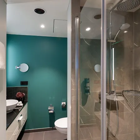 Otel Leonardo 4*