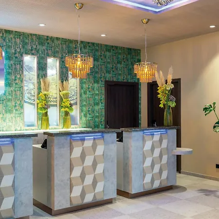 Leonardo Hotel