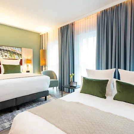 Hotel Leonardo 4*