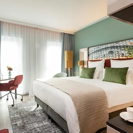 Leonardo Hotel 4*