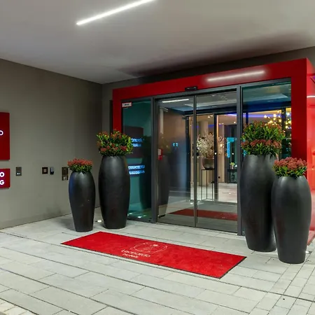 Leonardo Hotel 4*